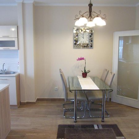 Ametiszt Apartman Hévíz Εξωτερικό φωτογραφία