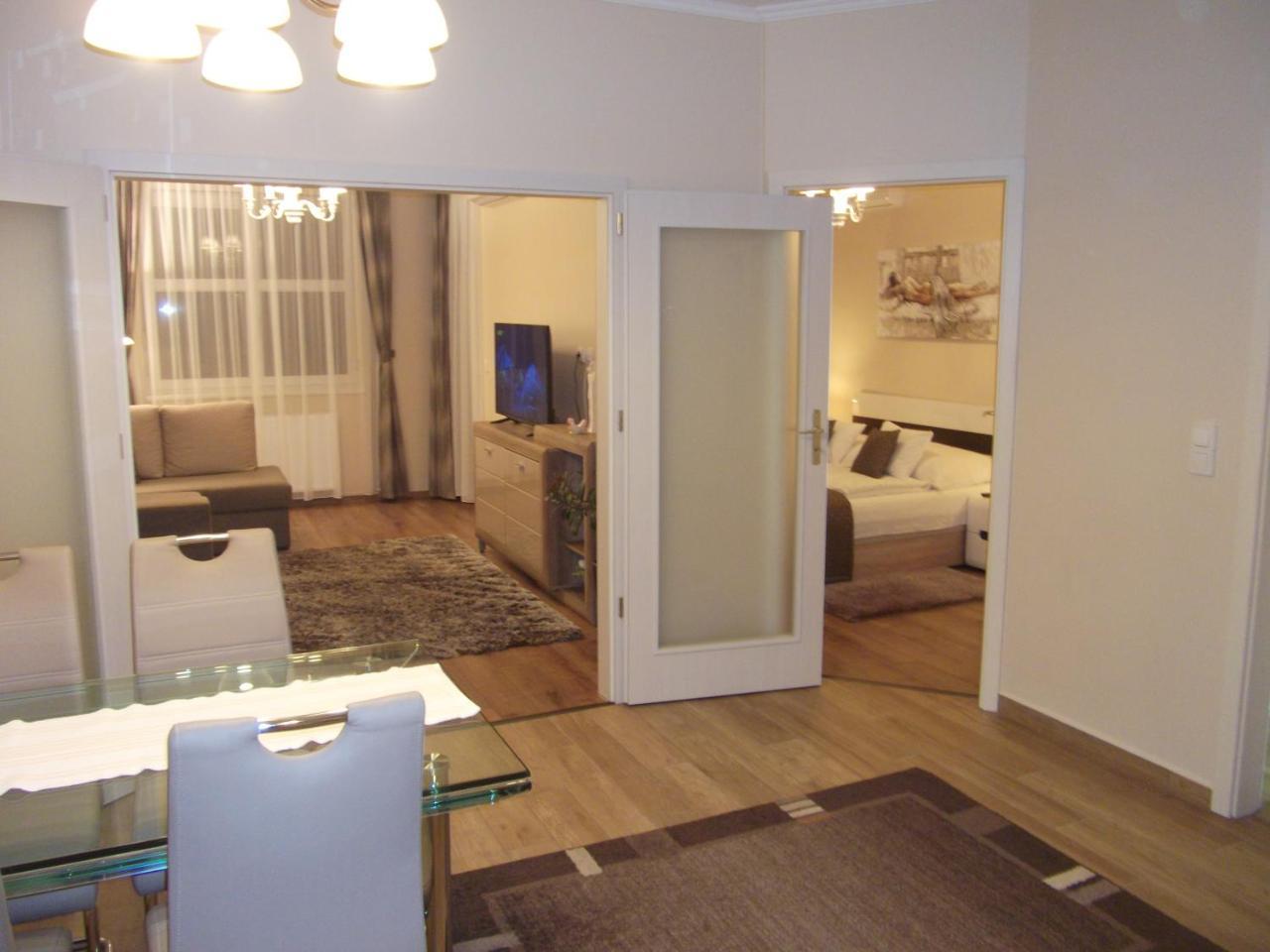 Ametiszt Apartman Hévíz Εξωτερικό φωτογραφία