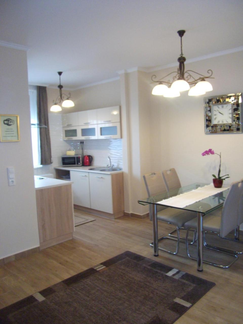 Ametiszt Apartman Hévíz Εξωτερικό φωτογραφία